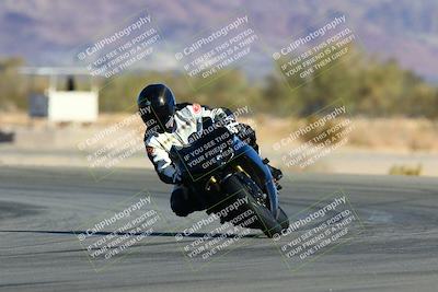 media/Jan-09-2022-SoCal Trackdays (Sun) [[2b1fec8404]]/Turn 14 (10am)/